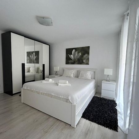 Typical Bica Apartment Lisbon Luaran gambar