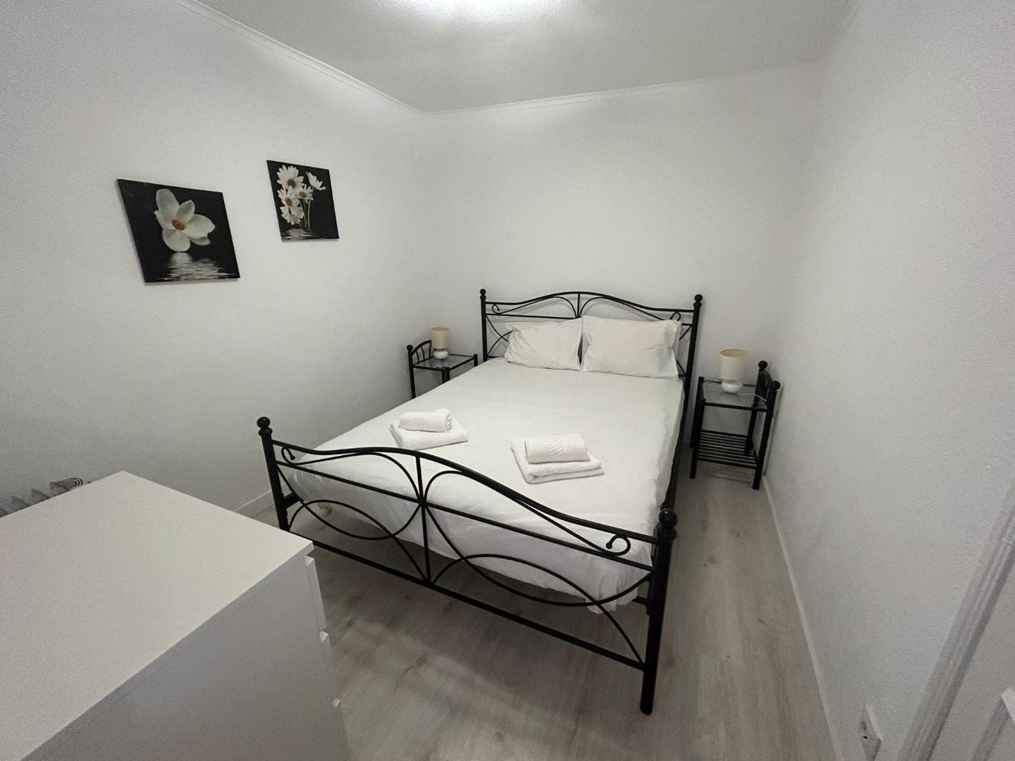 Typical Bica Apartment Lisbon Luaran gambar