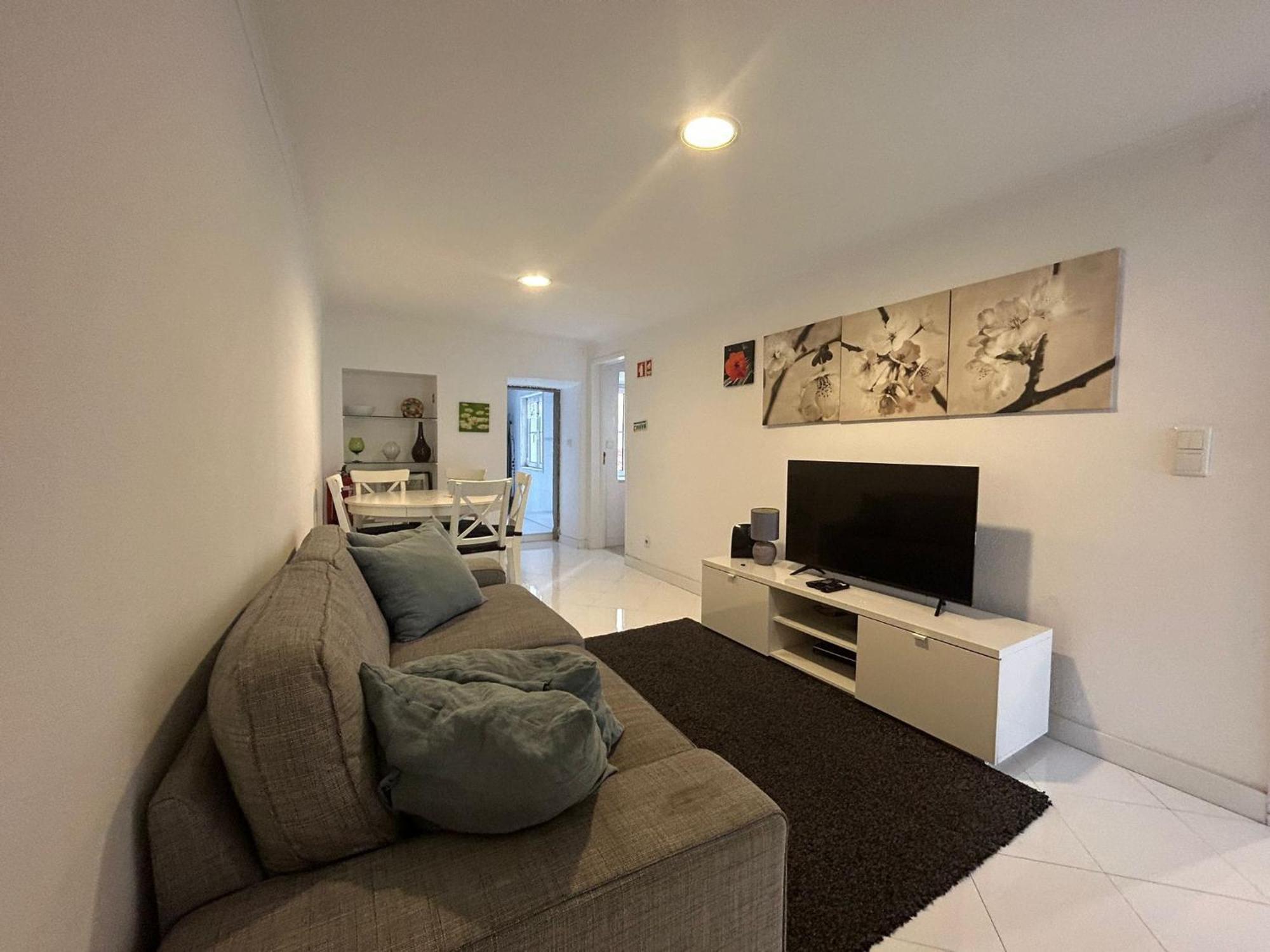 Typical Bica Apartment Lisbon Luaran gambar