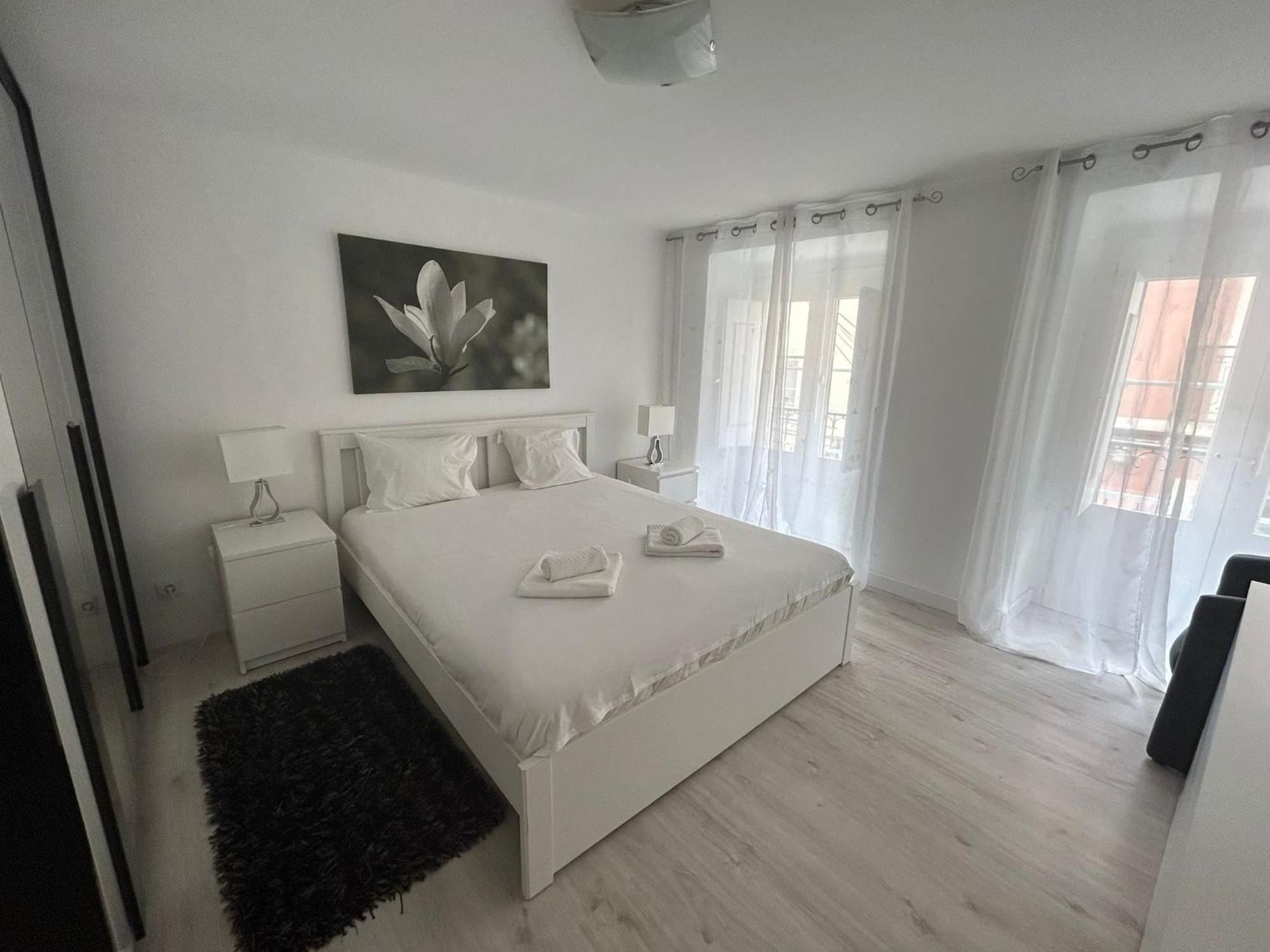 Typical Bica Apartment Lisbon Luaran gambar